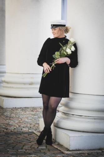 Ylioppilaskuva - klassiset pylväät